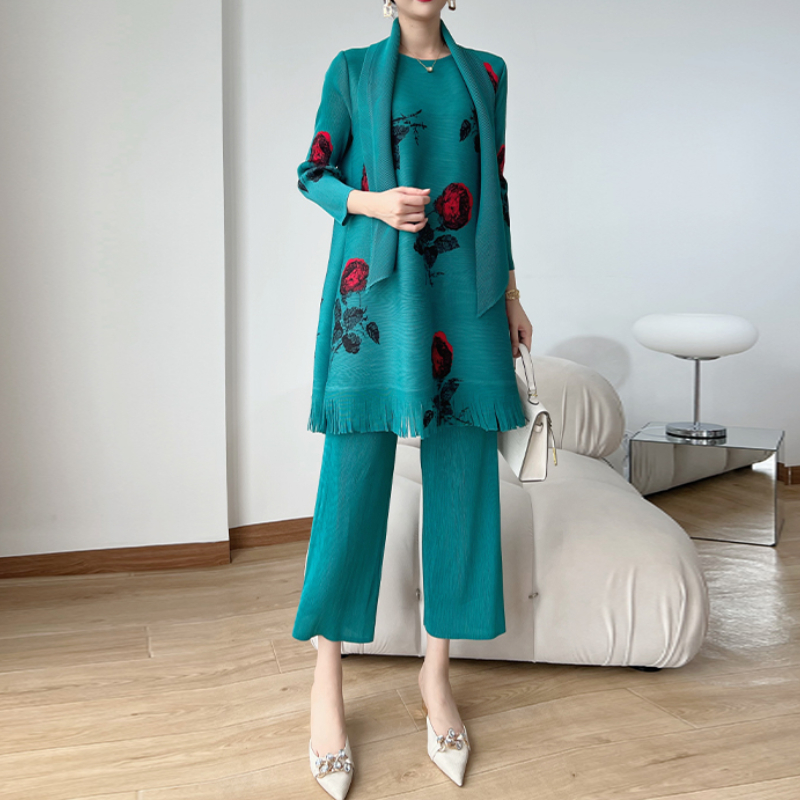 Mùa Xuân 2023 Phụ Nữ Mới Của B - đánh giá và giá Women'S Fashion Show 2022