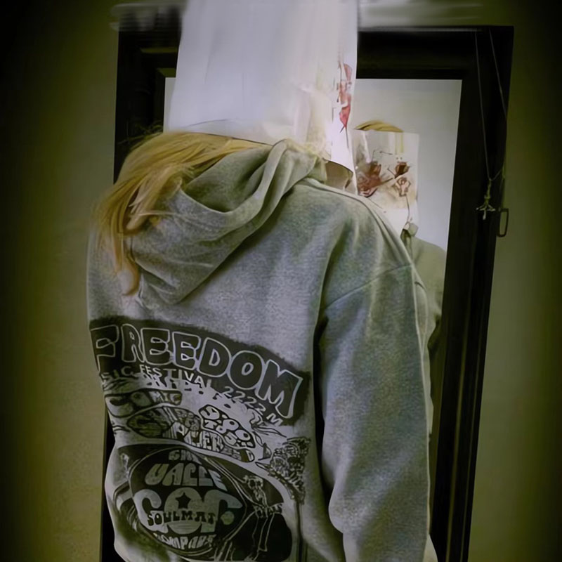 Zipped Hoodie Cry of Fear Simo - đánh giá và giá Women'S Fashion Zip Hoodie
